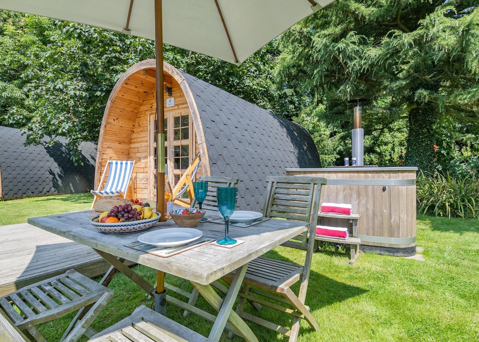 Apple Mount Retreat 호텔 라벤햄 외부 사진
